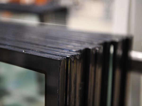 Insulating Glass: Airtight Units the Industry’s True Challenge!