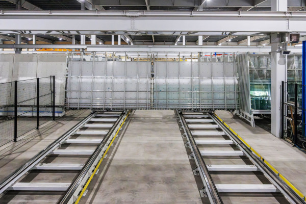 NBS and Forel: automation and large-format glass in the East Japan factory